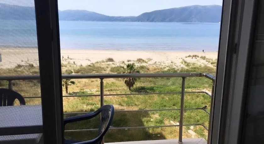 Relax Rental - Image 1