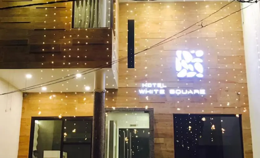 Hotel White Square Rampur Uttar Pradesh - Image 1