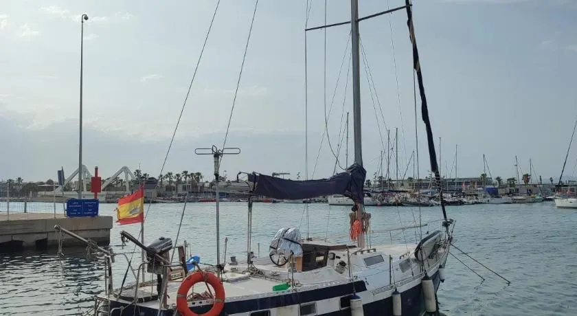 Romantic sailboat - Image 1