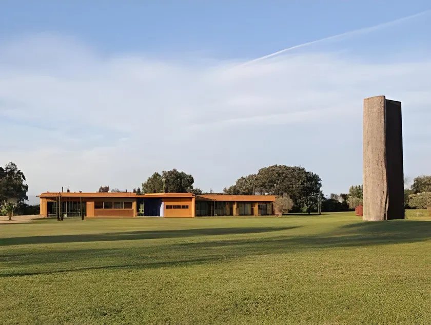 Hotel Fundació L'Olivar - Image 1
