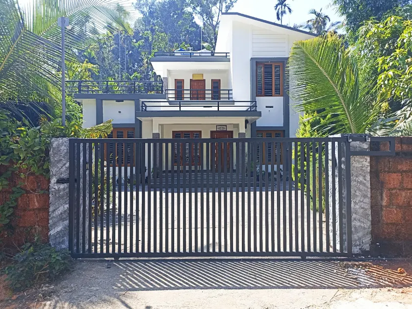 MELIORA  HOME STAY - Image 1