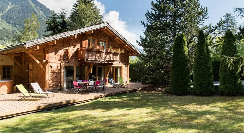Chalet Les Favrands - Image 1