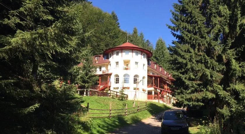 Casa Olga Paraul Rece - Image 1