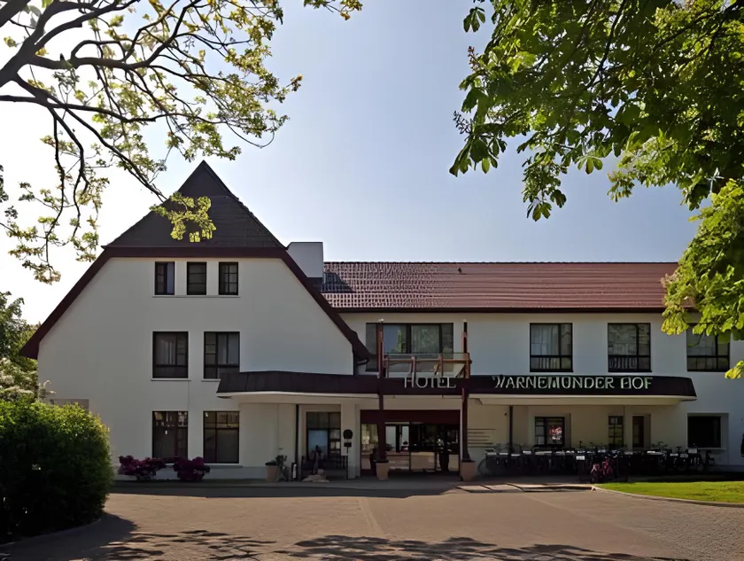 Ringhotel Warnemünder Hof - Image 1