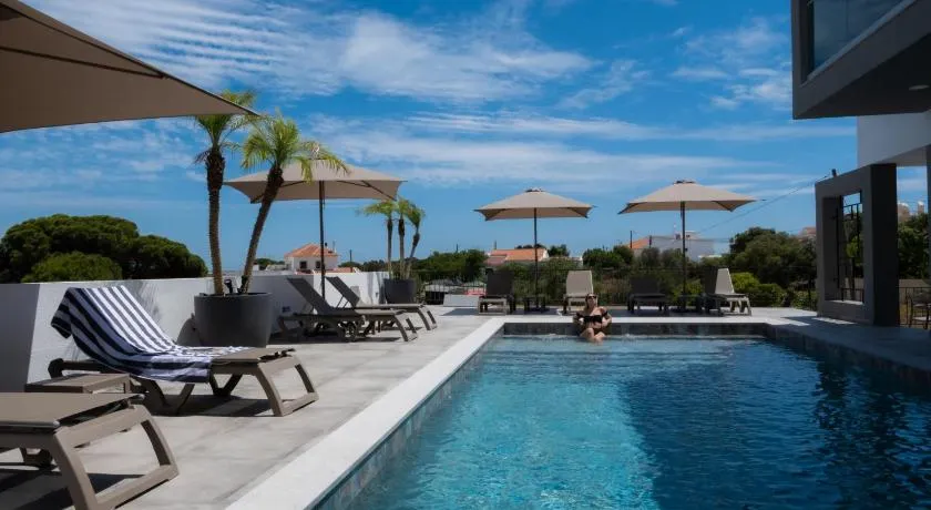 Ria Formosa Guest House - Image 1
