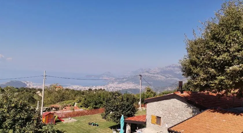 Old stone house with swimming pool Etno House Perazic - Image 1