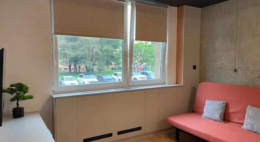 Nearby center for the discerning - Image 1