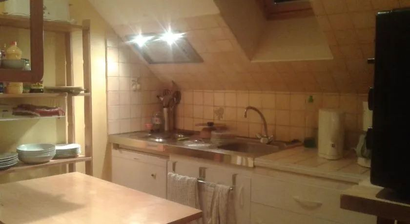 Maison Fleurie - Image 1
