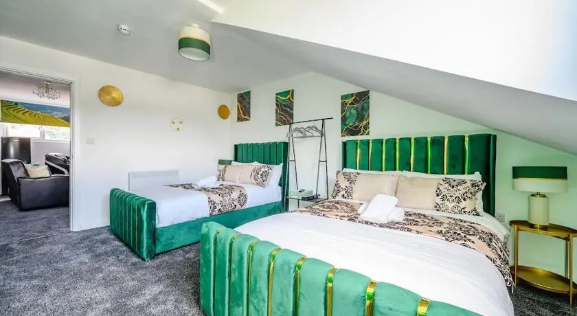 -3F421- For your Relaxed, Cosy stay, Free Parking - Image 1