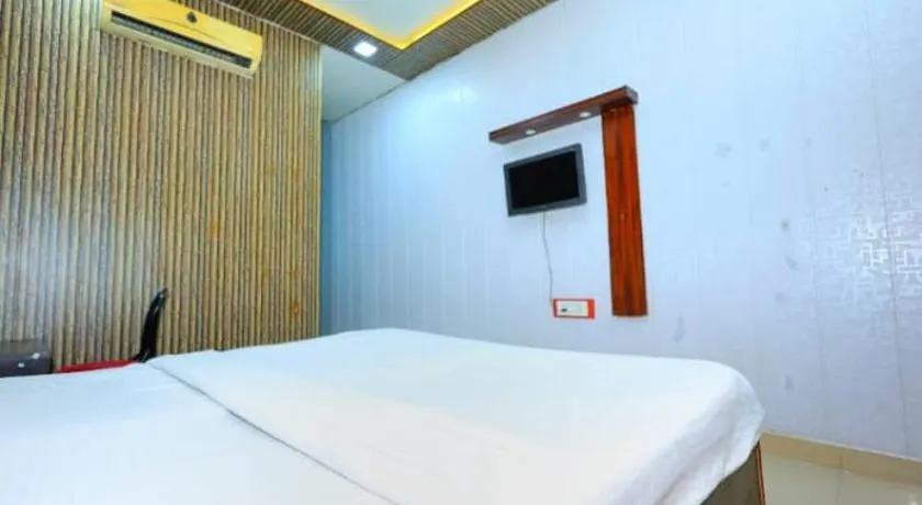 Hotel Riddhi Siddhi - Image 1