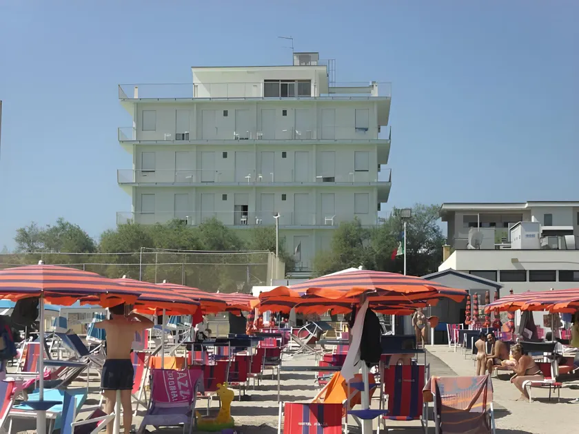 Hotel Italia - Image 1