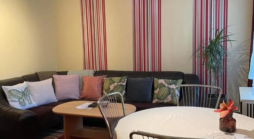 Dizike Pet-friendly Guesthouse - Image 1