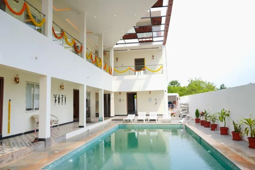 Le Terra Luxury Villa with Private Pool and Terrace - Image 1