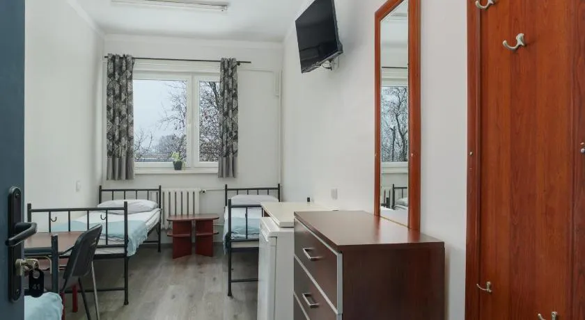 Hostel Pracowniczy za FSO - Image 1