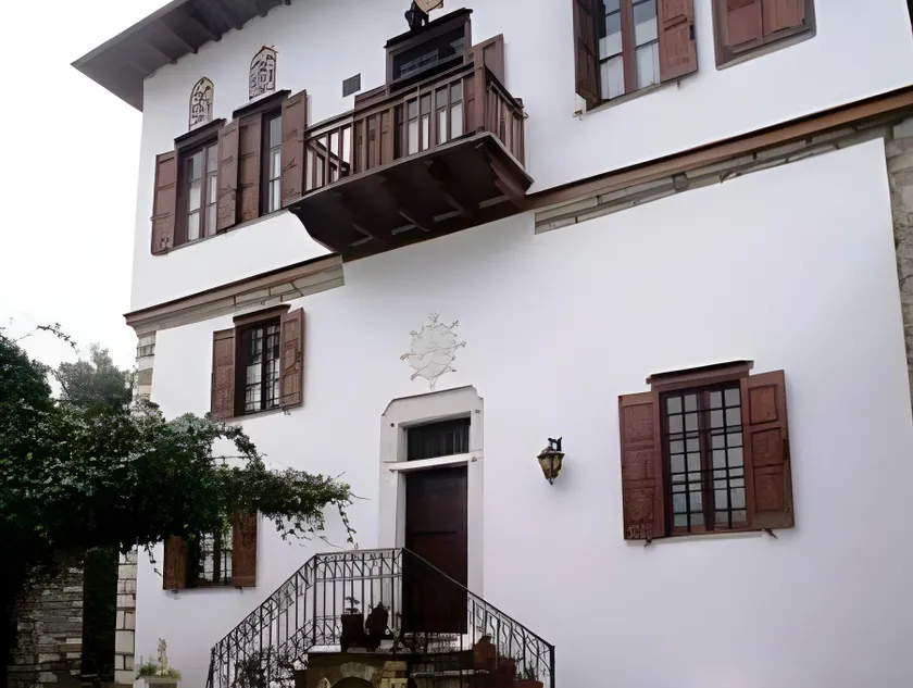 Archontiko Repana - Makrinitsa Stone Retreat - Image 1