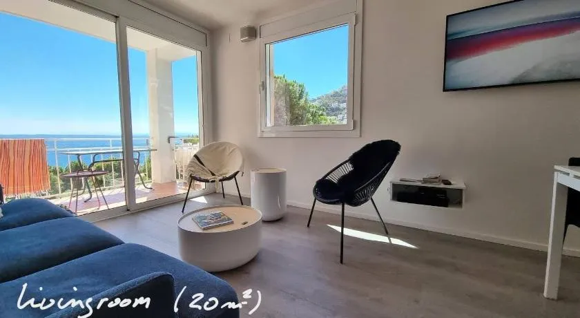 Apartamento en Roses con vistas al mar AV-10 - Image 1