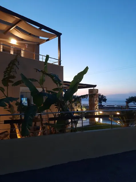 villa in front of the sea ! - Image 1