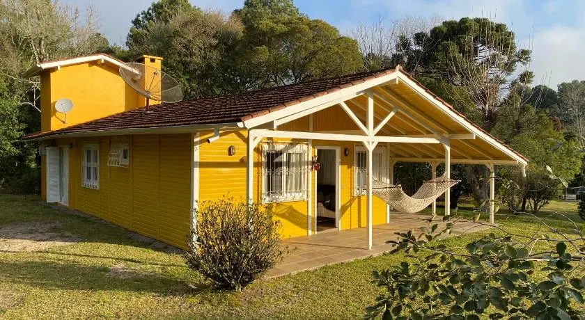 Casa em condomínio fechado, 4km Centro de Gramado. - Image 1