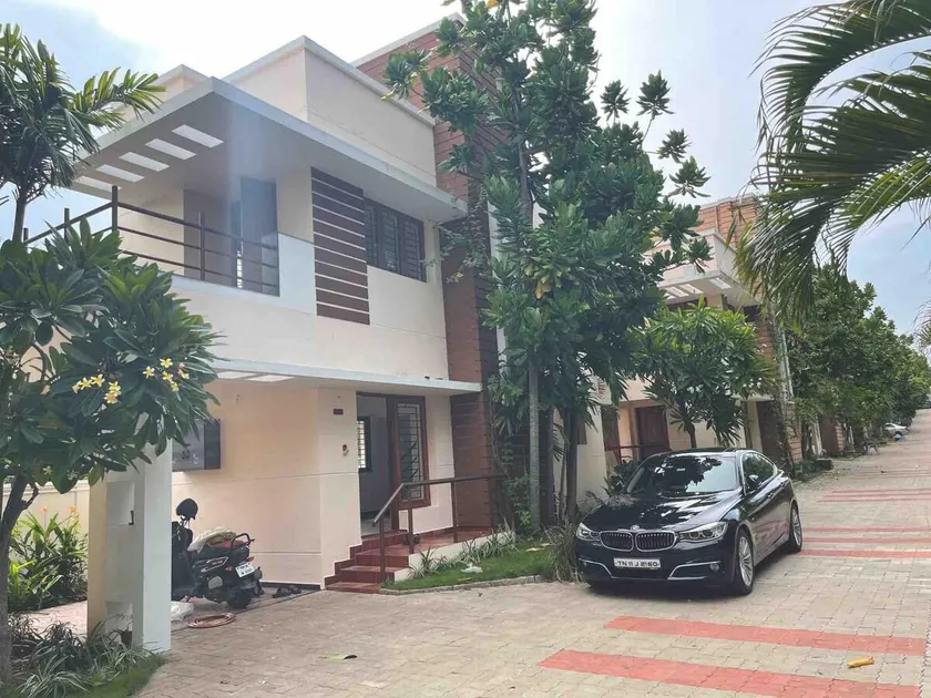 Coral Drive Villas -Your Private Beach Destination - Image 1