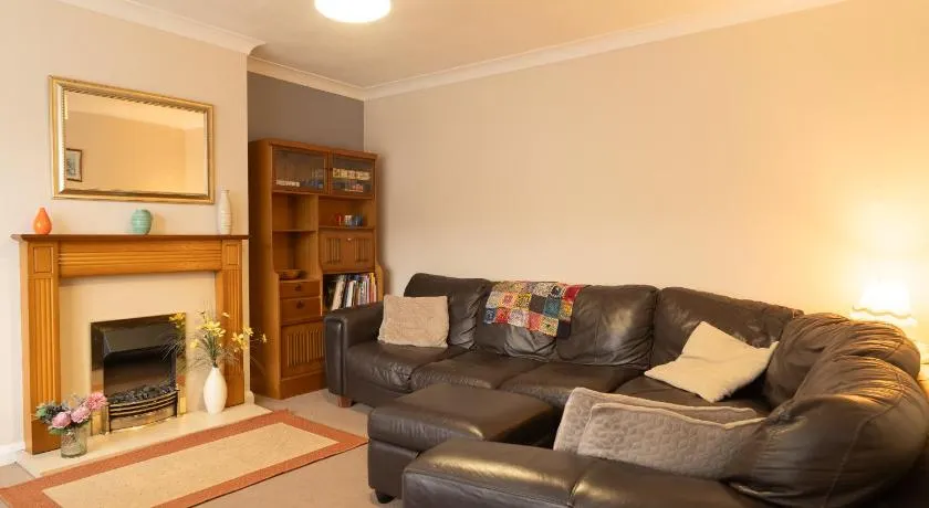 No 48 - 3 Bedroom Heworth in York - Image 1