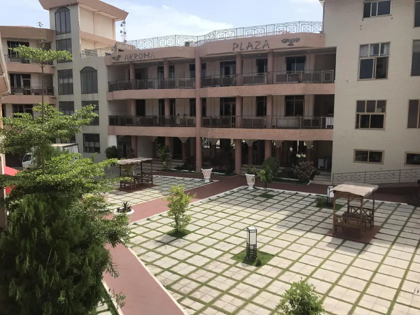 Akroma Plaza - Image 1