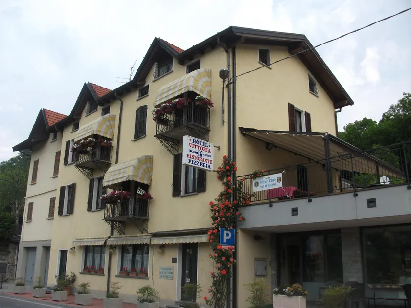 Hotel Ristorante Vittoria - Image 1