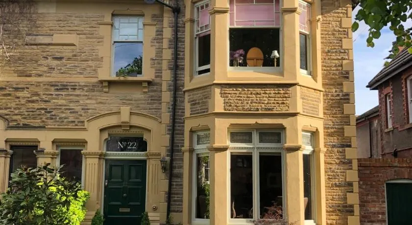 Victorian Guest House 200m from the Seafront - Image 1