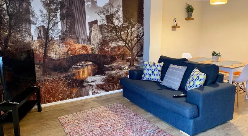 Cosy Corner House - Image 1