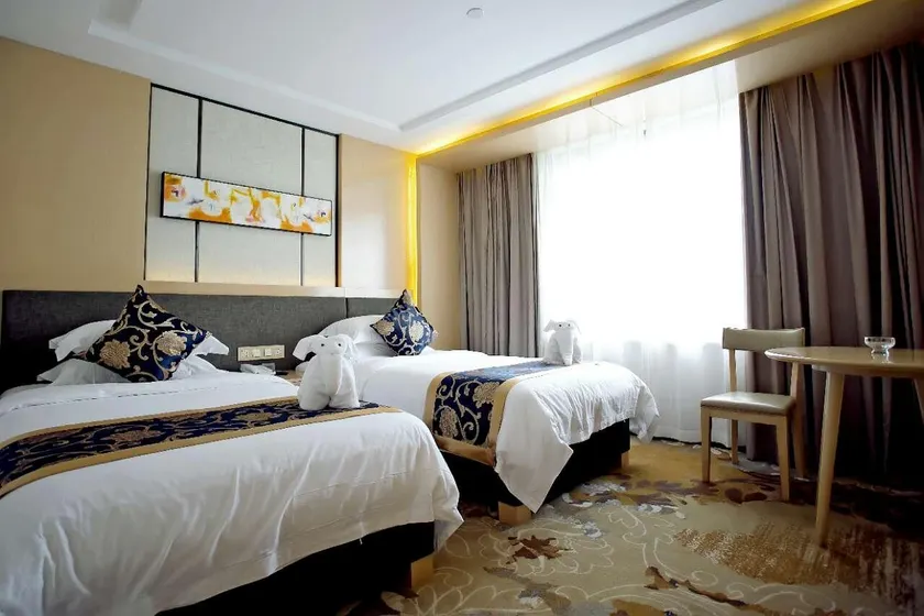 New Beacon Jiulong International Hotel - Image 1