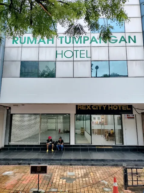 Rex City Hotel - Image 1