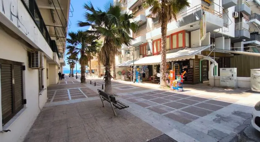Apartment 50 meters from the beach - Image 1