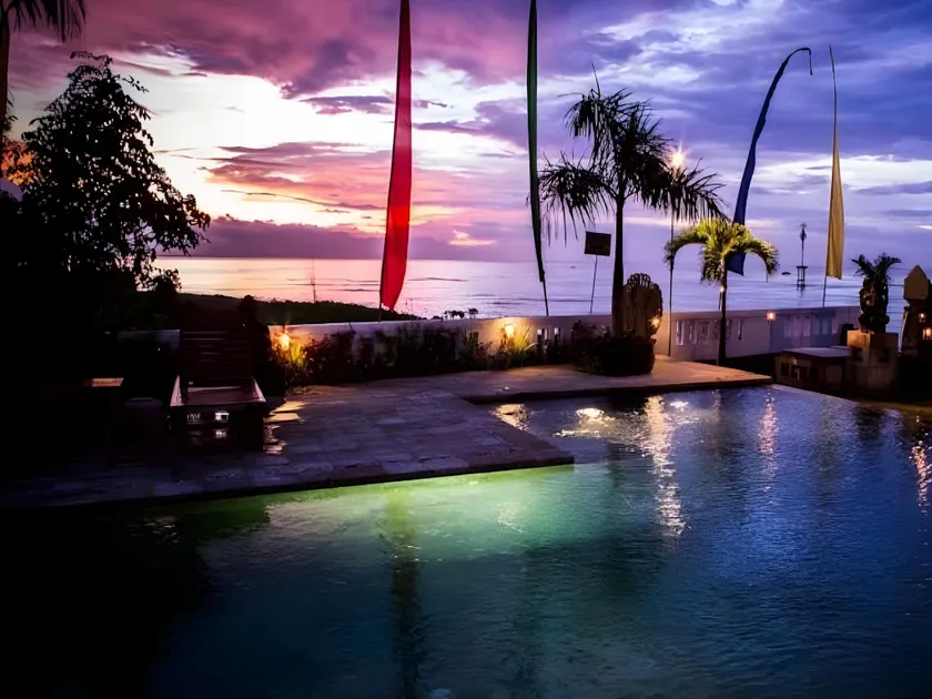 Kelapa Lovina Beach Villa - Image 1