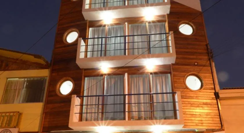 Hotel Esmeralda - Image 1