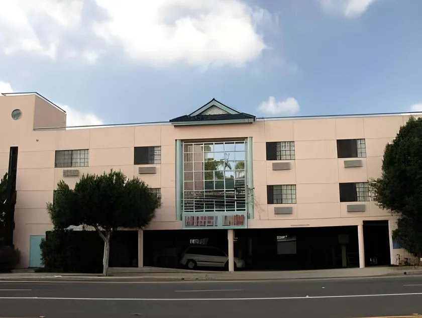 Nisei Inn - Image 1