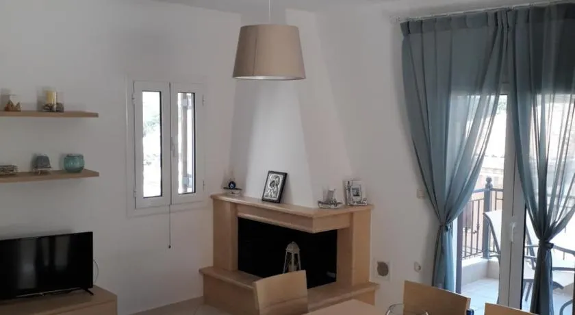 Hermes Holiday Home in the Port of Sivota - Image 1