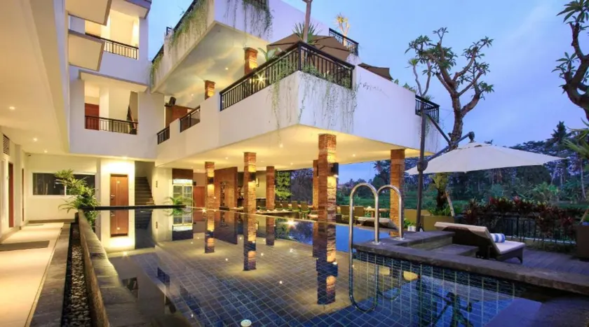 Puri Padma Hotel - Image 1