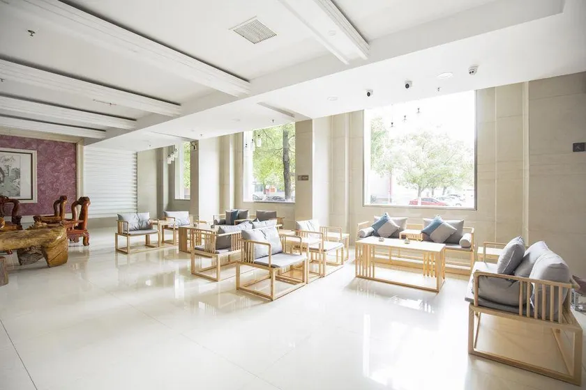Qingmu Hotel (Yixing High-speed Railway Station) - Image 1