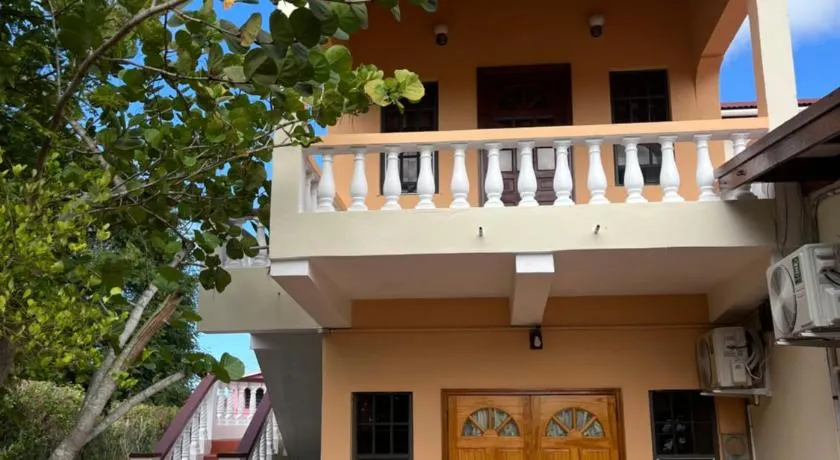 Carapes Inn - Image 1