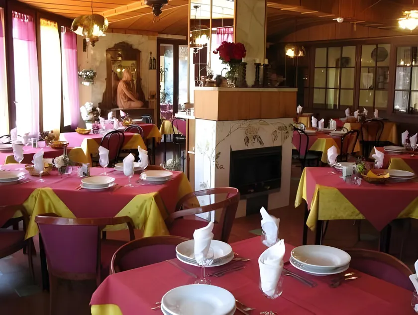 Hotel Cuccaro Club - Image 1