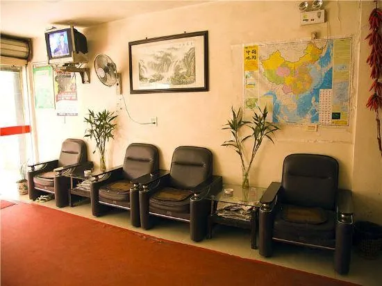 Yueqing Yinhe Hotel - Image 1
