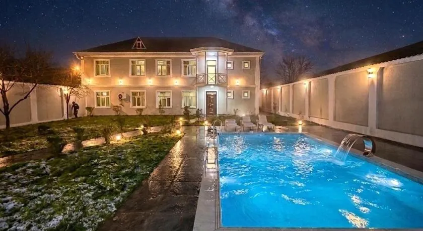 Villa de Luna - Image 1