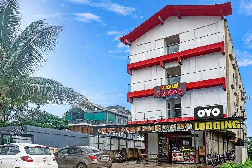 Hotel O Mayur Lodge - Image 1