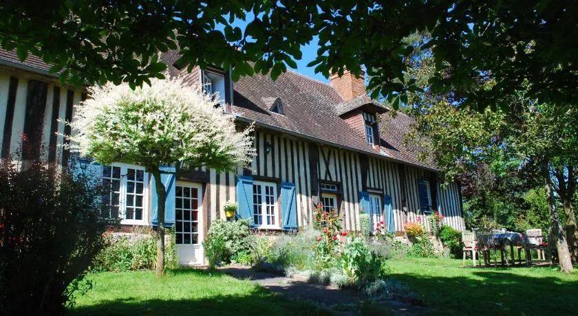 Les Prés Rousselins en Pays d'Auge - Image 1