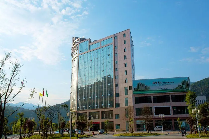 Chao Tian Hotel - Image 1