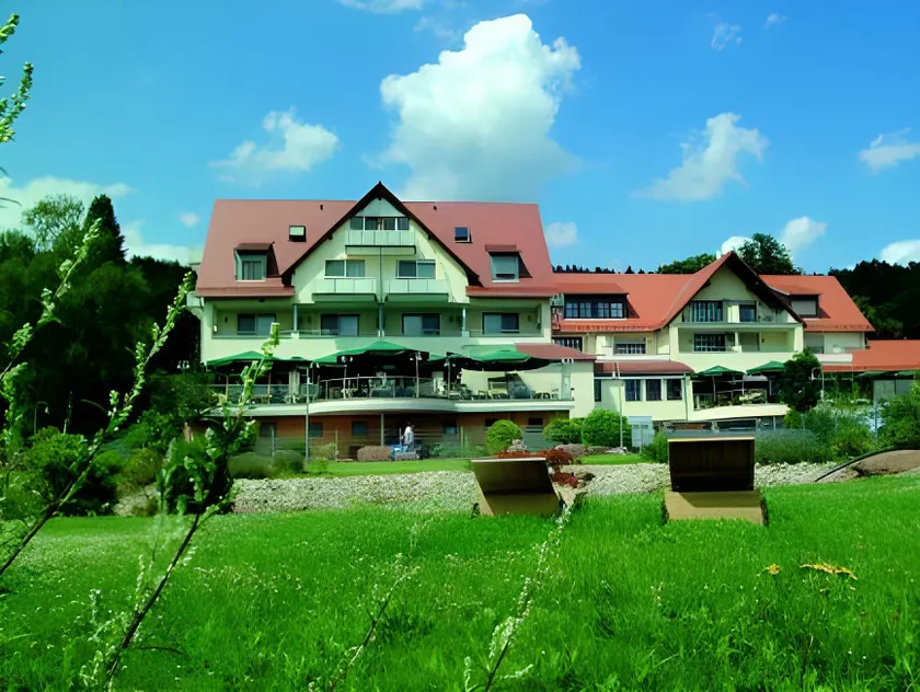 Landhotel Heimathenhof - Image 1