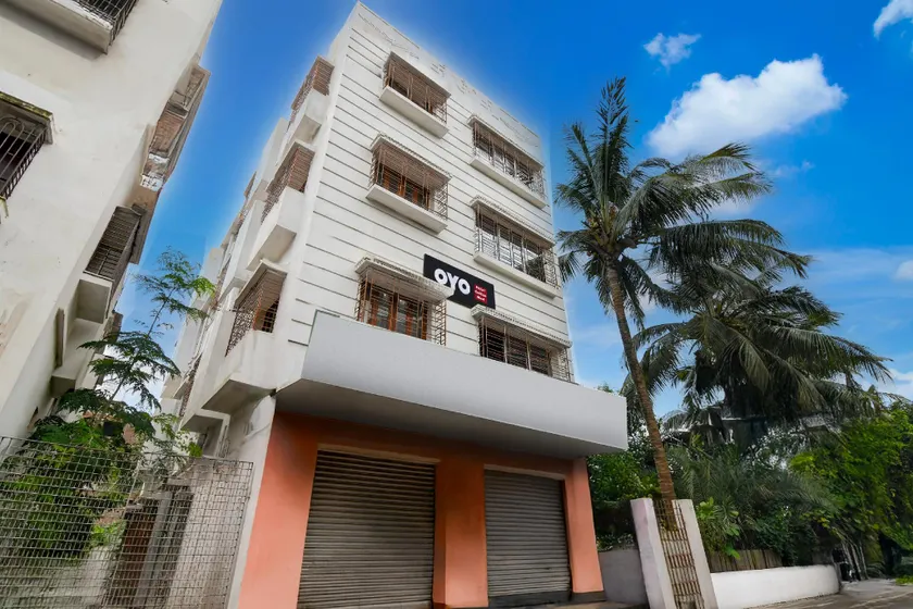 Hotel O The Golden Nest Kavi Sukanta Metro Station - Image 1