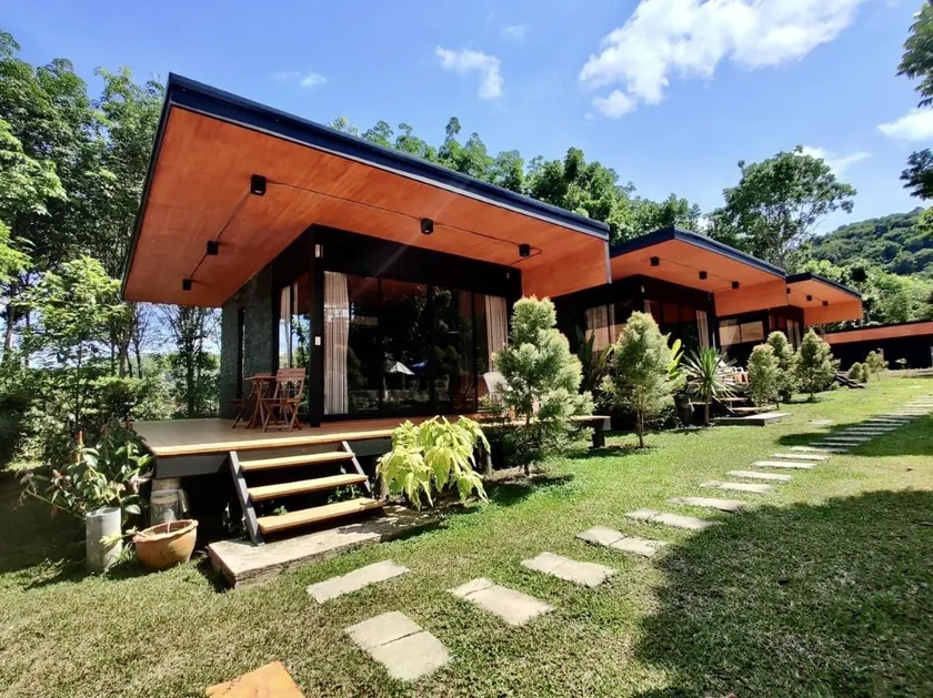 Forest Hill Resort - Image 1
