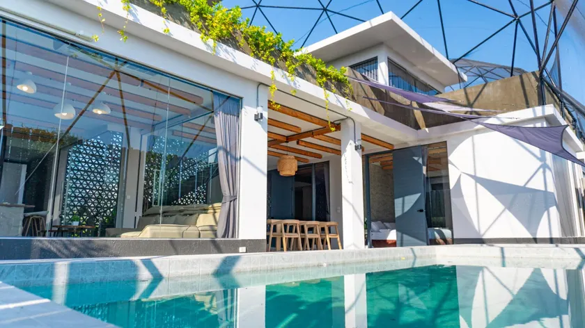 Raksa Poolvilla - Image 1