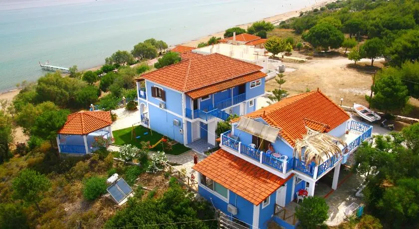 Blue House Apartments - Image 1