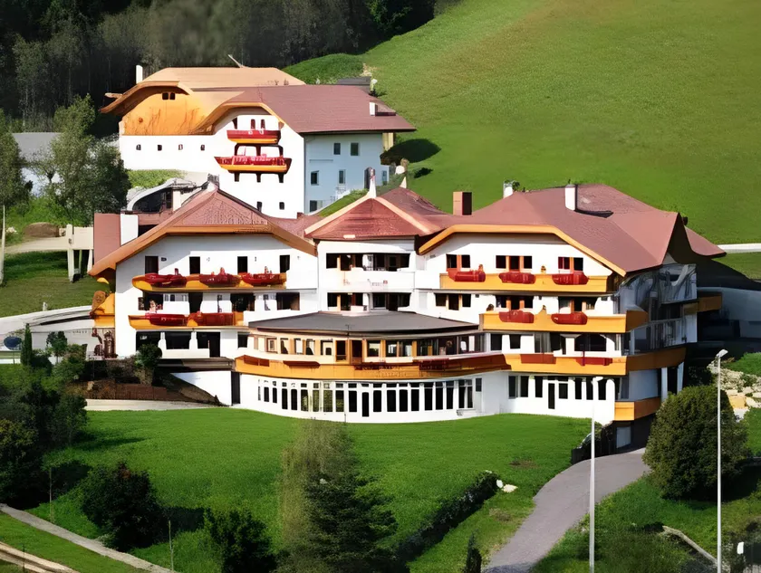 Hotel Christoph - Image 1